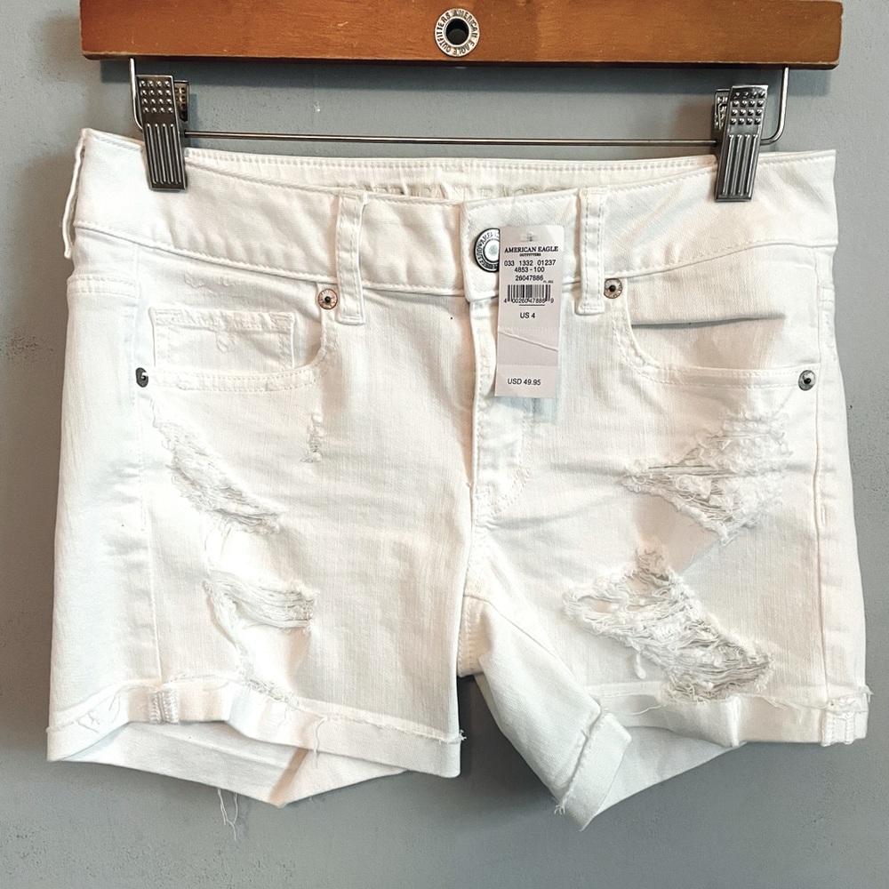 AE White Midi Shorts